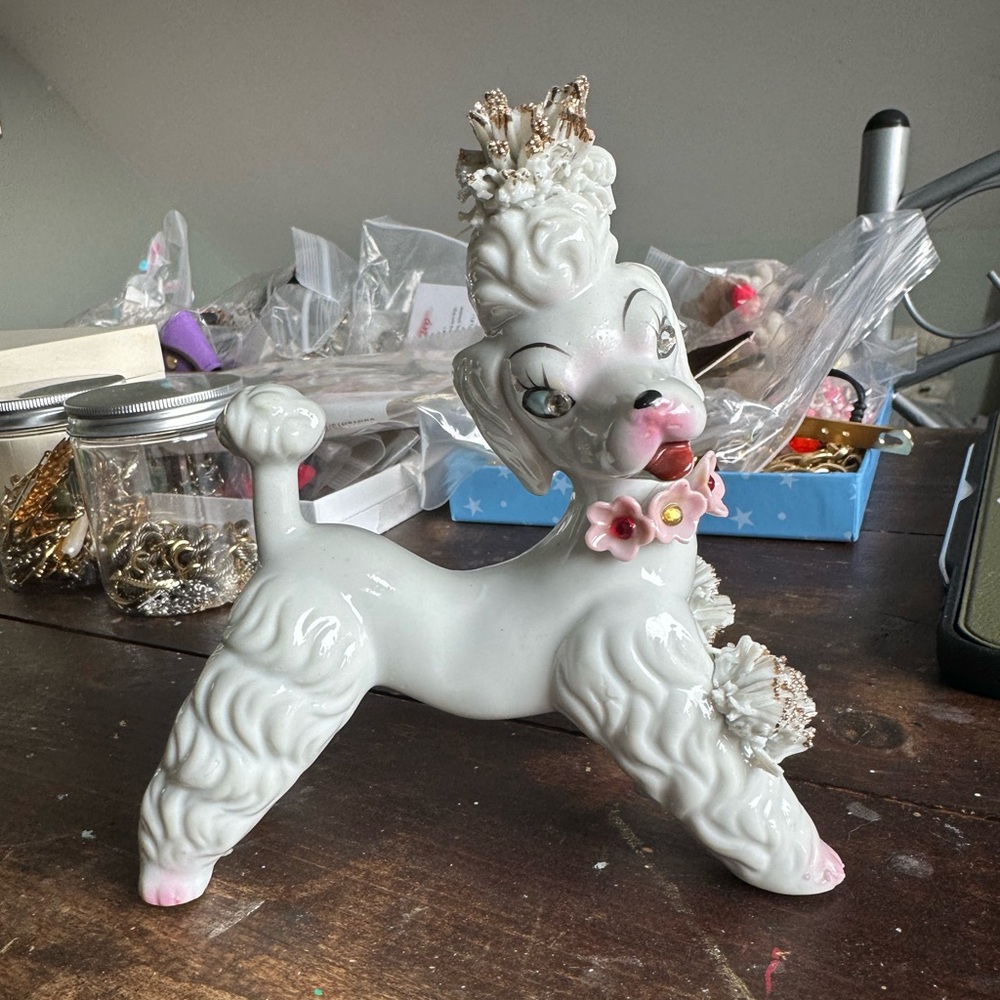 Vintage White Ceramic Spaghetti Poodle / MCM - Kitsch